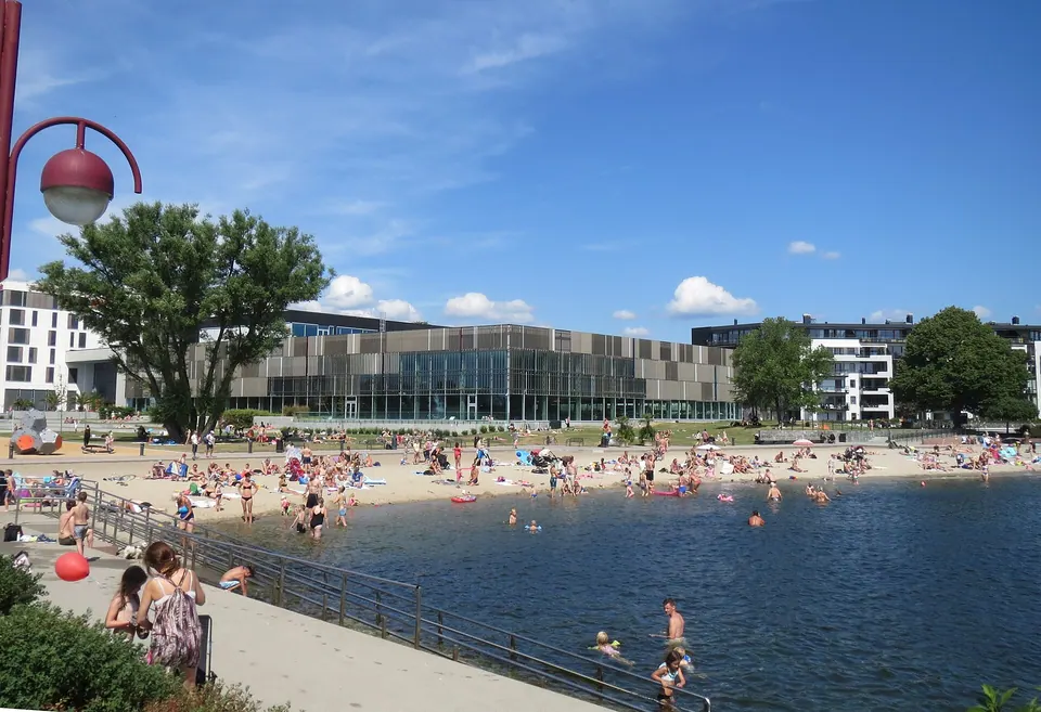 Bystranda in Kristiansand op een zomerdag