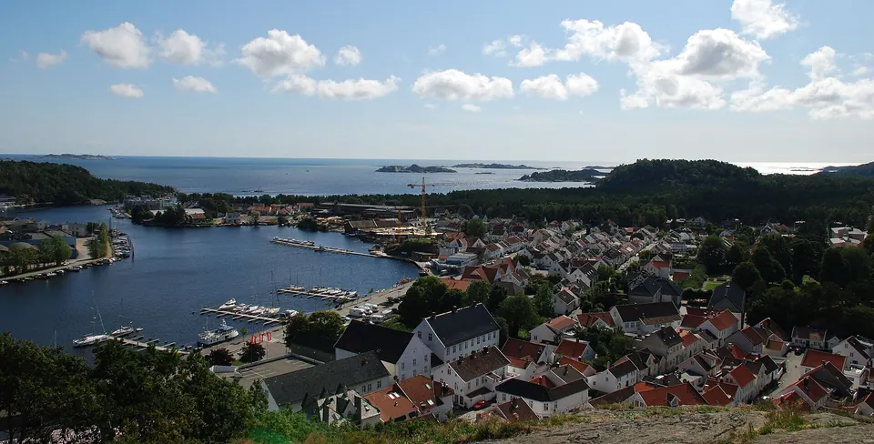Mandals centrum vid Mandalselva