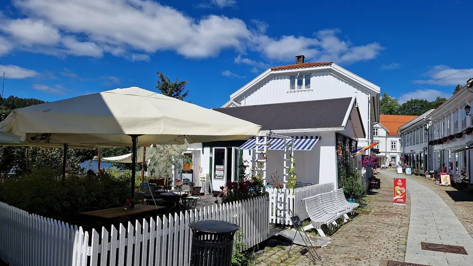Kafé i centrala Tvedestrand