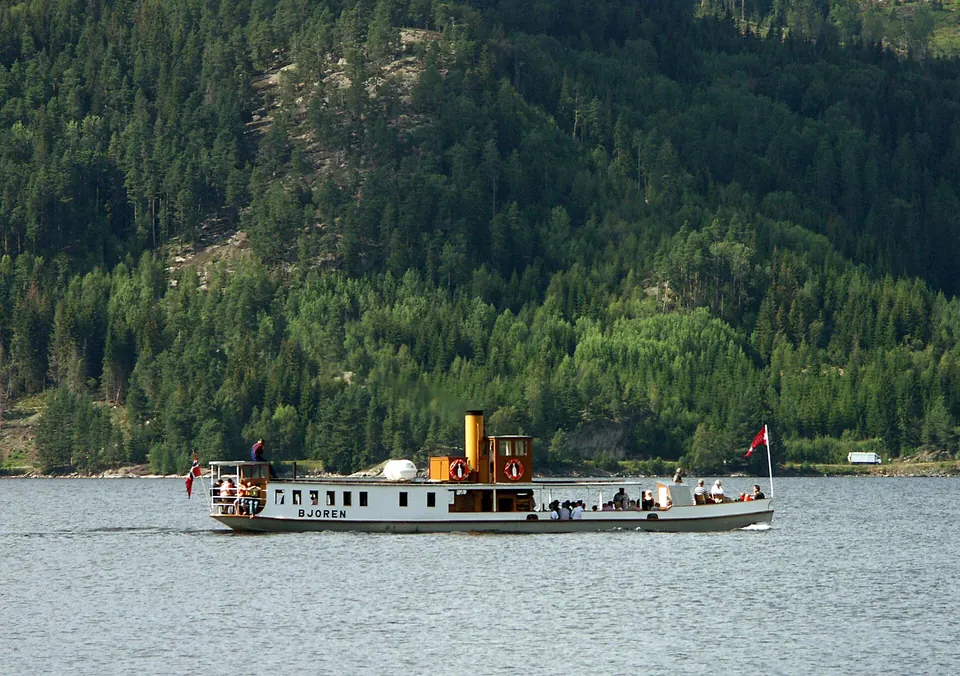 Dampfer D/S Bjoren auf dem Byglandsfjord